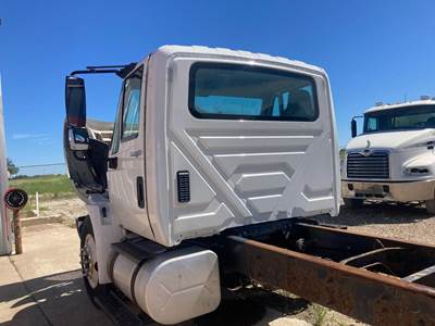 International DuraStar 4300 Cab Assembly for a International Durastar (4300)