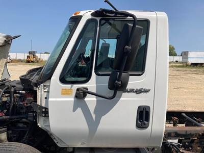 International DuraStar 4300 Cab Assembly for a International Durastar (4300)