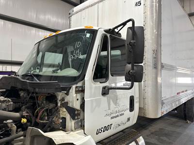 International DuraStar 4300 Cab Assembly for a International Durastar (4300)
