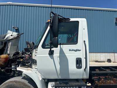 International DuraStar 4300 Cab Assembly for a International Durastar (4300)