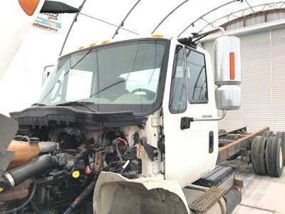 International DuraStar 4400 Cab Assembly for a International Durastar (4400)