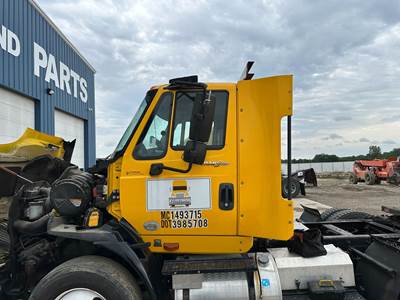 International TranStar 8600 Cab Assembly for a International Transtar (8600)