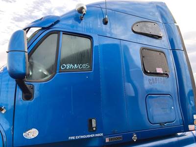 Kenworth T2000 Cab Assembly