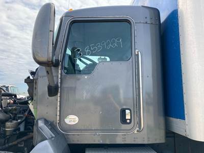 Kenworth T370 Cab Assembly