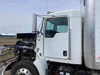 Kenworth T370 Cab Assembly