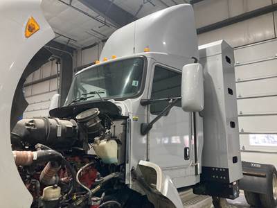 Kenworth T440 Cab Assembly