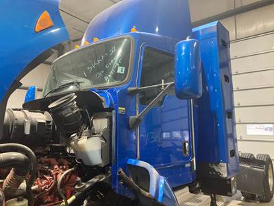 Kenworth T440 Cab Assembly