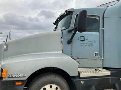 Kenworth T600 Cab Assembly