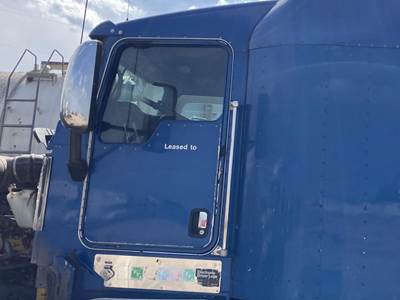 Kenworth T600 Cab Assembly