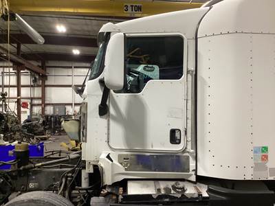 Kenworth T600 Cab Assembly