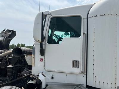 Kenworth T600 Cab Assembly