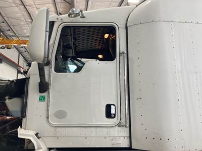 Kenworth T660 Cab Assembly