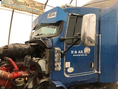 Kenworth T660 Cab Assembly