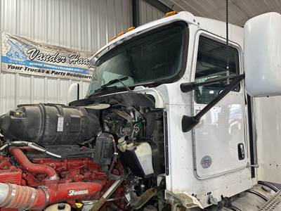 Kenworth T660 Cab Assembly