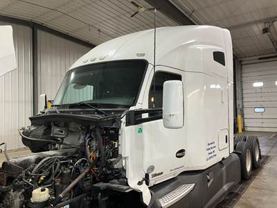 Kenworth T680 Cab Assembly