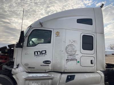 Kenworth T680 Cab Assembly