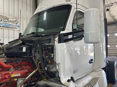 Kenworth T680 Cab Assembly