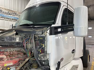 Kenworth T680 Cab Assembly