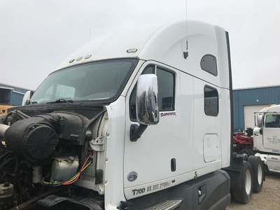 Kenworth T700 Cab Assembly