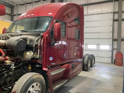 Kenworth T700 Cab Assembly