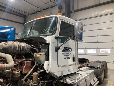 Kenworth T800 Cab Assembly