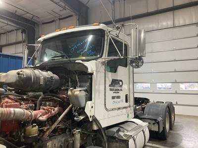 Kenworth T800 Cab Assembly