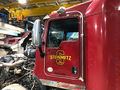 Kenworth T800 Cab Assembly