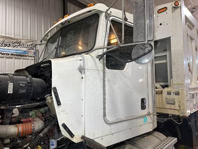 Kenworth T800 Cab Assembly