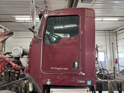 Kenworth T800 Cab Assembly