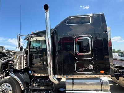 Kenworth T800 Cab Assembly