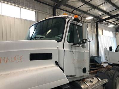 Mack CH Cab Assembly