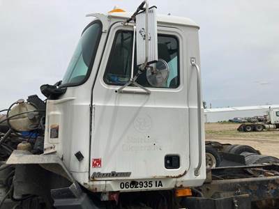 Mack CH Cab Assembly