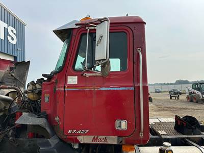Mack CH Cab Assembly