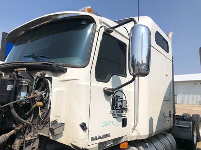 Mack CXU Cab Assembly