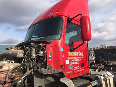 Mack CXU Cab Assembly