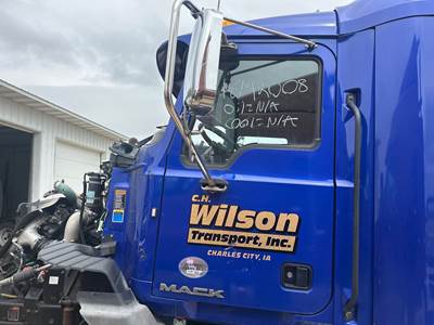 Mack CXU Cab Assembly