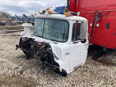 Mack DM600 Cab Assembly