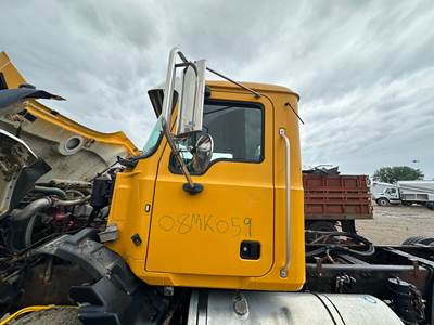Mack Granite GU813 Cab Assembly for a Mack GU800