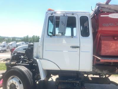 Mack Midliner Cab Assembly for a Mack CS Midliner