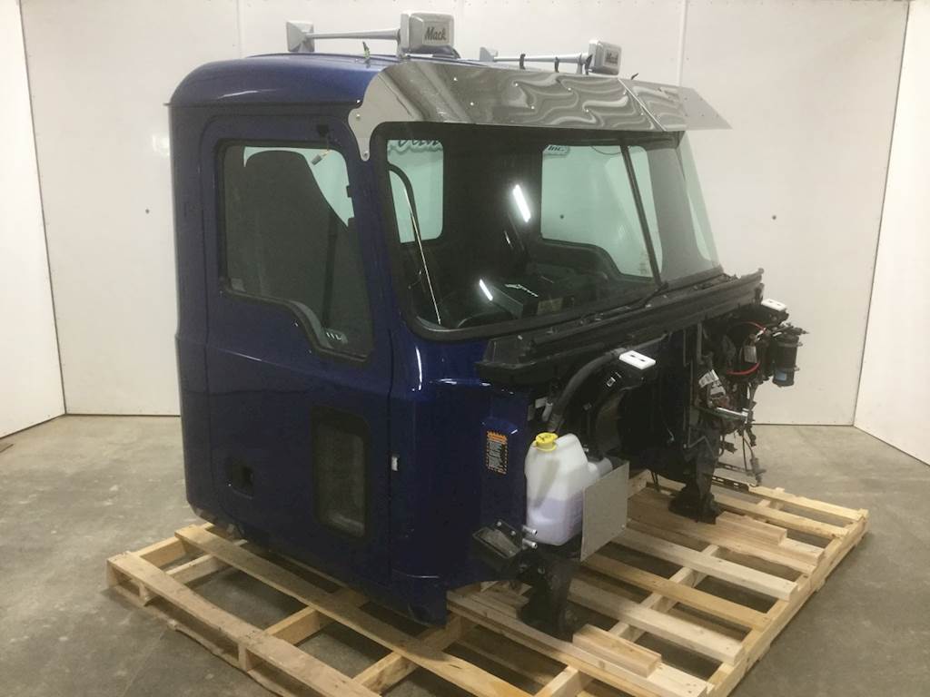 Mack Pinnacle Cab Assembly For Sale Spencer, IA 24814017
