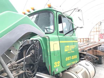 Mack RD600 Cab Assembly