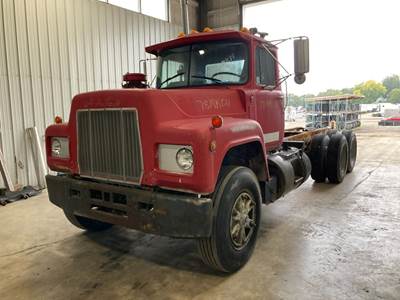 Mack RD600 Cab Assembly