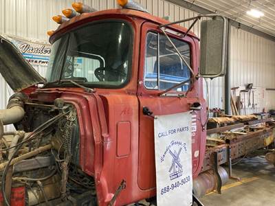 Mack RD600 Cab Assembly