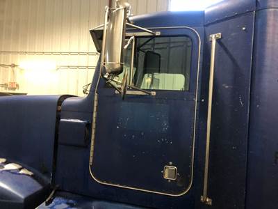 Peterbilt 377 Cab Assembly
