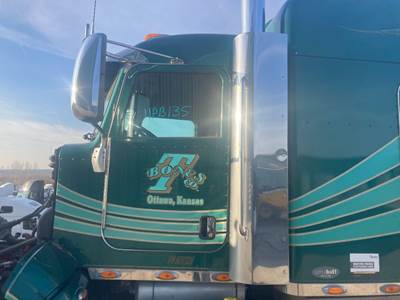 Peterbilt 386 Cab Assembly