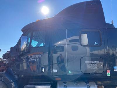 Peterbilt 387 Cab Assembly