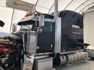 Peterbilt 389 Cab Assembly