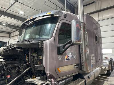 Peterbilt 567 Cab Assembly