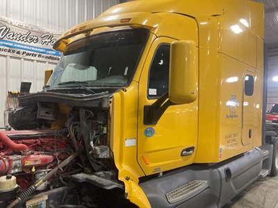 Peterbilt 579 Cab Assembly