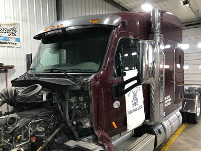 Peterbilt 579 Cab Assembly